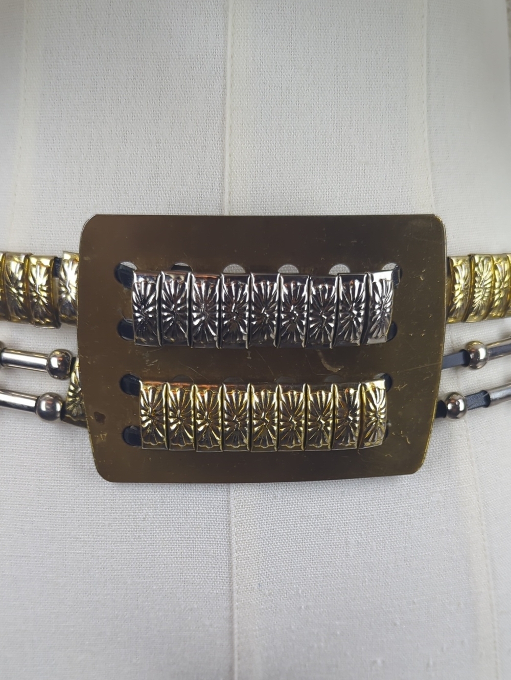 Vintage Metallic Two-Tone Chain Waist Belt - Picture 3 of 9